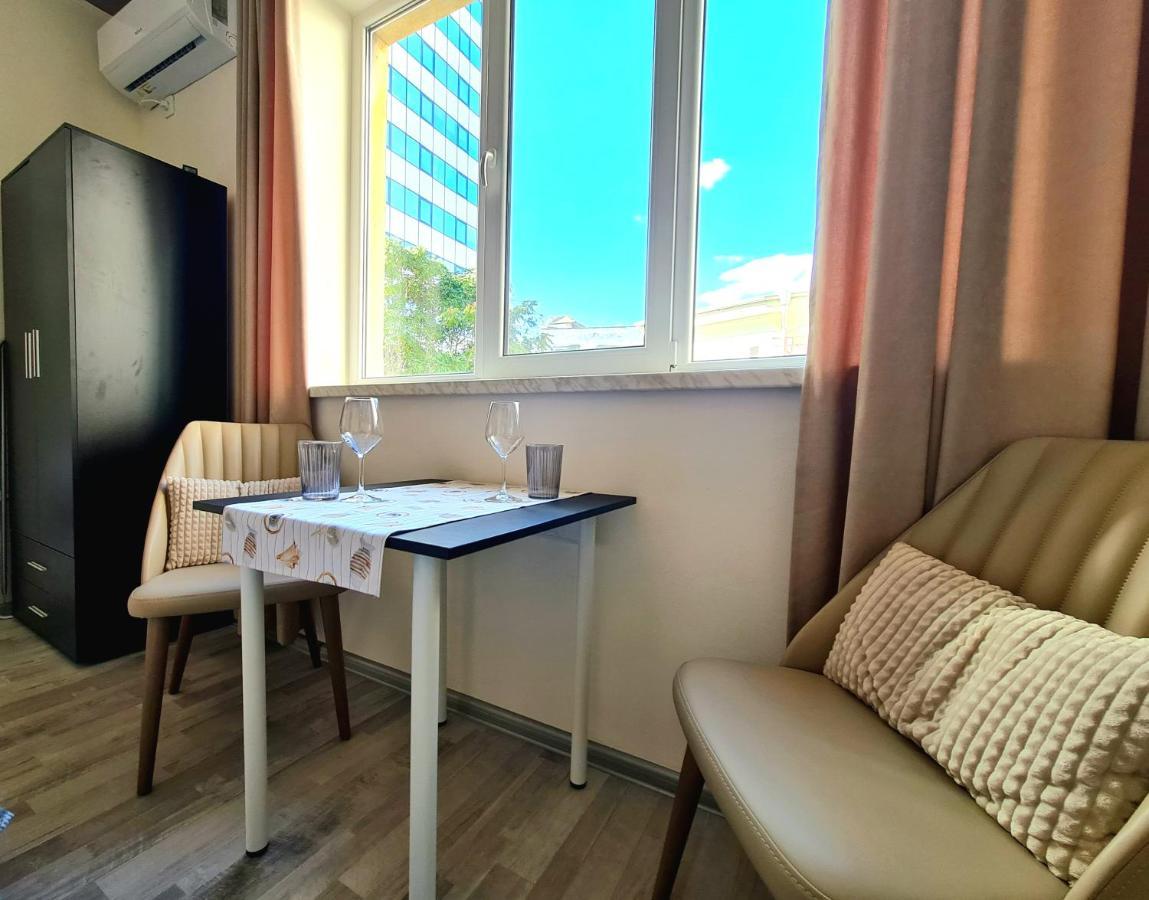 Ferienwohnung Студио В Центъра На Бургас Exterior foto